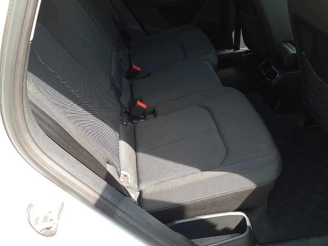 Audi Q3 2022 8615404-12