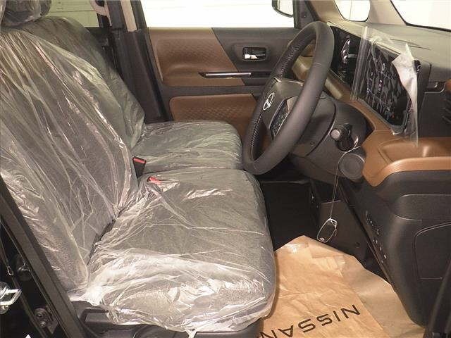 Nissan ROOX 2026 8621690-5
