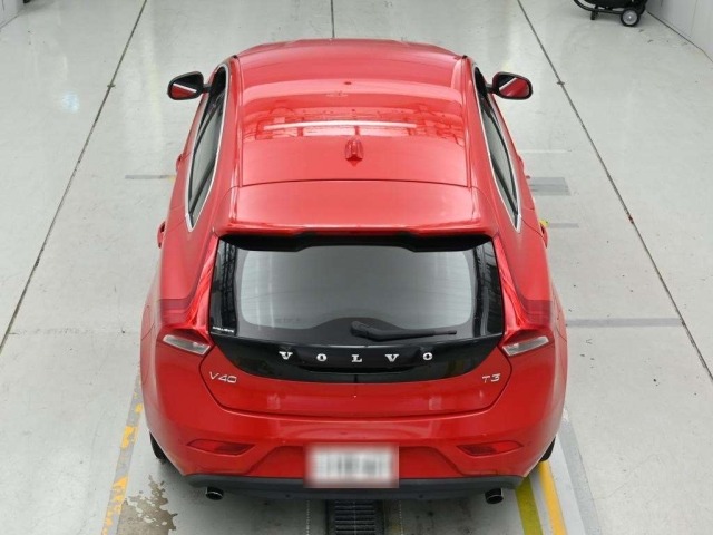 Volvo V40 2016 8617281-8