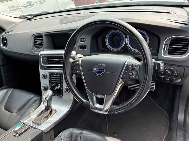 Volvo V60 2013 8616432-3