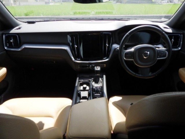 Volvo V60 2019 8616480-3