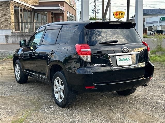 Toyota VANGUARD 2010 8621561-13