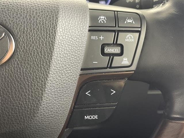 Toyota ALPHARD 2023 8622110-8