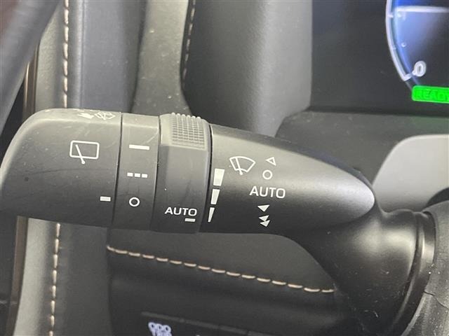 Toyota ALPHARD 2023 8622110-9