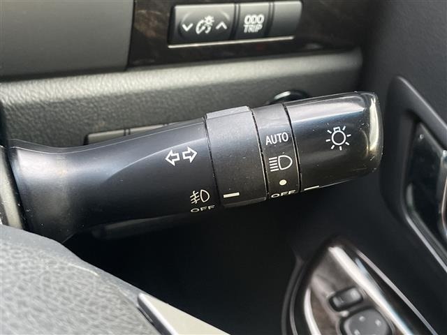 Toyota ALPHARD 2012 8622135-1