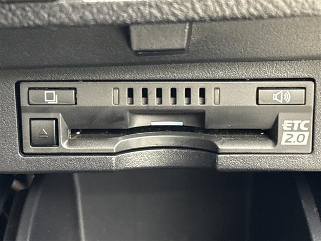 Toyota ALPHARD 2022 8622157-7