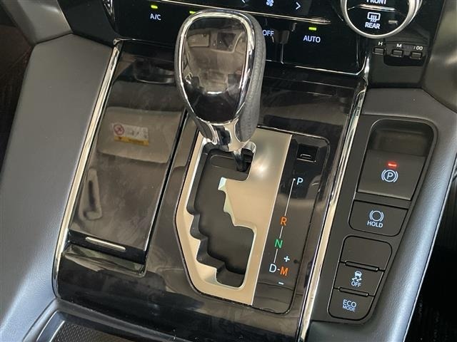 Toyota ALPHARD 2022 8622165-1