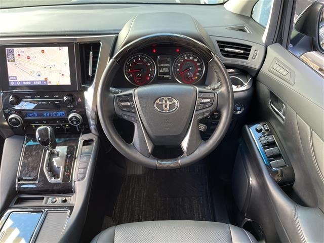 Toyota ALPHARD 2022 8622165-17
