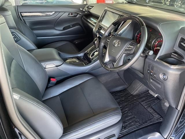 Toyota ALPHARD 2022 8622165-4