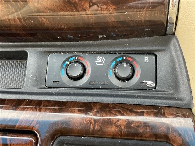 Toyota ALPHARD 2022 8622208-1