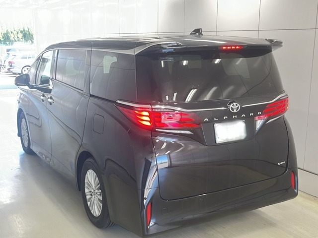 Toyota ALPHARD 2026 8622230-1