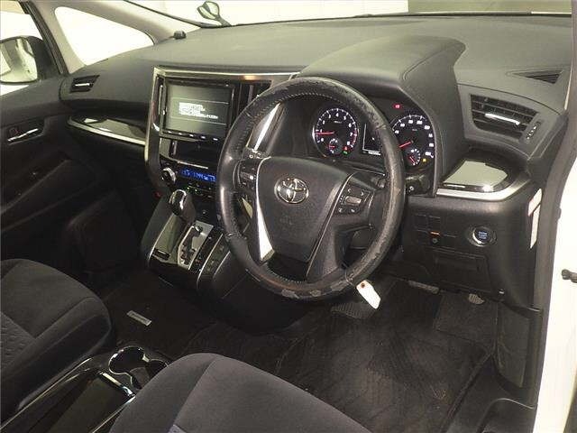 Toyota ALPHARD 2017 8622252-3