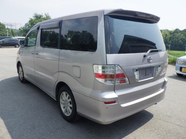 Toyota ALPHARD 2004 8622259-1