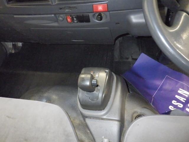Nissan ATLAS 2008 8622339-8
