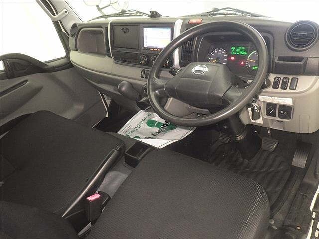 Nissan ATLAS 2018 8622349-3