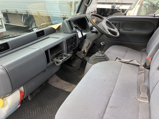 Nissan ATLAS 1995 8622356-5