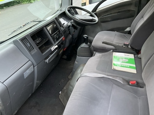 Nissan ATLAS 2007 8622357-5