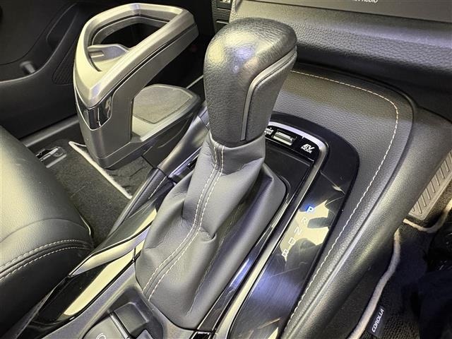 Toyota COROLLA TOURING 2021 8623312-6