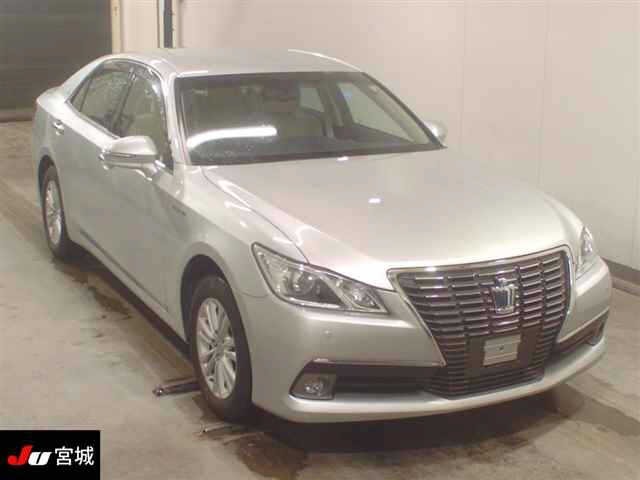 Toyota CROWN 2015 8623868-0
