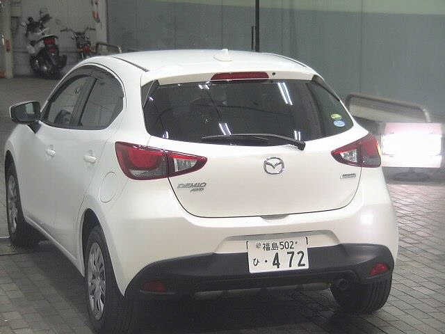 Mazda DEMIO 2017 8622029-1