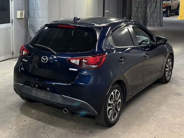 Mazda DEMIO 2016 8622031-5