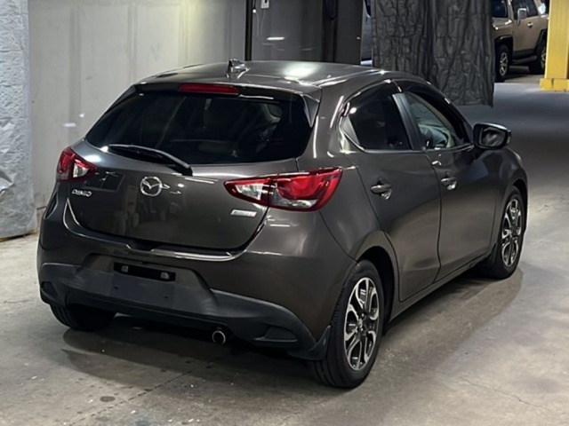 Mazda DEMIO 2015 8622033-5