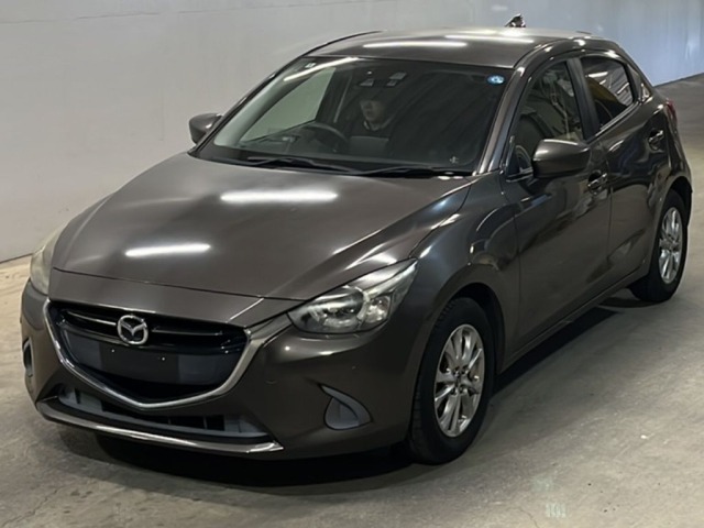 Mazda DEMIO 2016 8622035-0