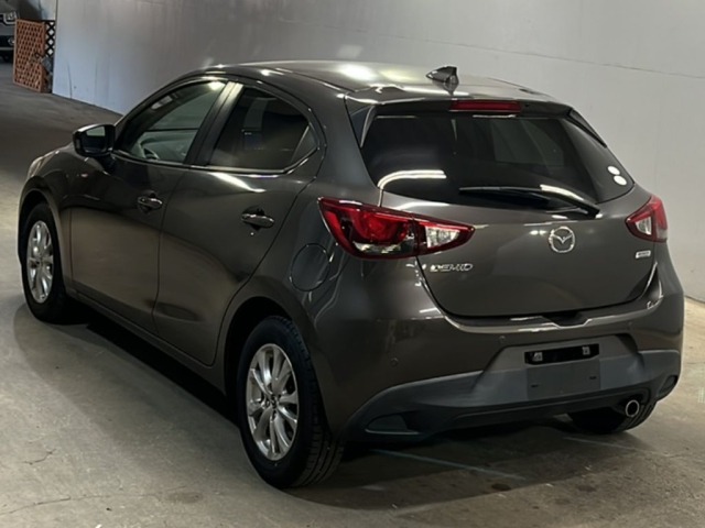 Mazda DEMIO 2016 8622035-1