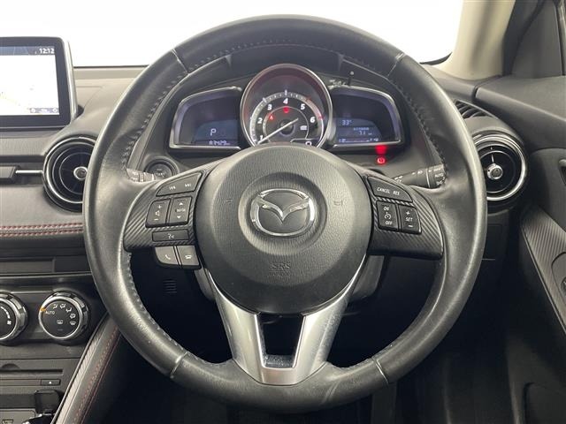 Mazda DEMIO 2014 8622042-8