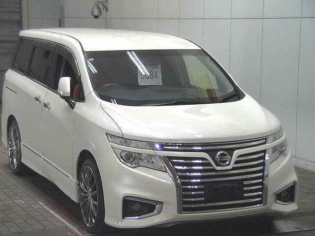 Nissan ELGRAND 2015 8622101-0