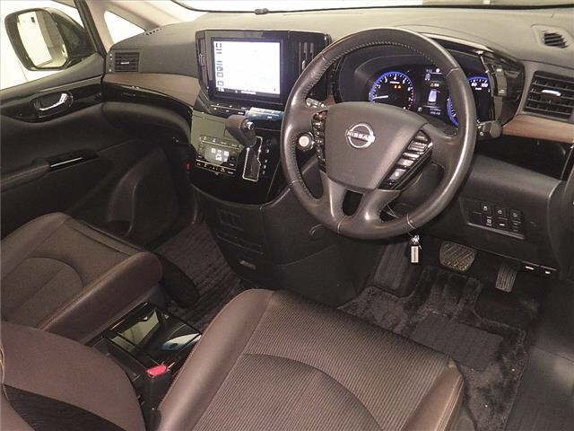 Nissan ELGRAND 2023 8622203-3