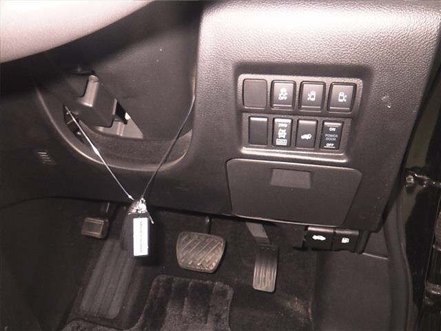 Nissan ELGRAND 2023 8622203-8