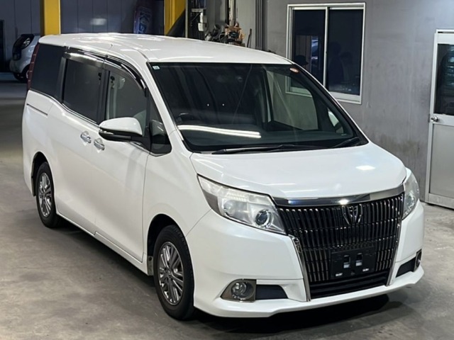 Toyota ESQUIRE 2015 8622748-4