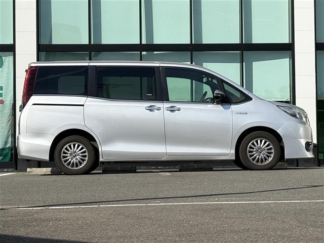 Toyota ESQUIRE 2016 8622821-20