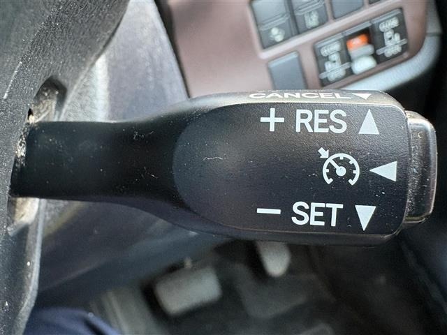 Toyota ESQUIRE 2016 8622821-3