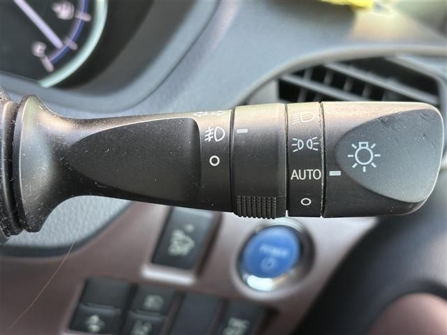 Toyota ESQUIRE 2016 8622821-7
