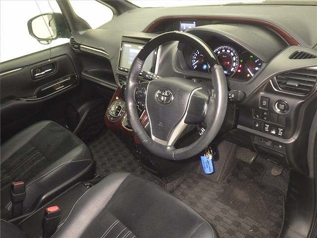 Toyota ESQUIRE 2020 8622833-3