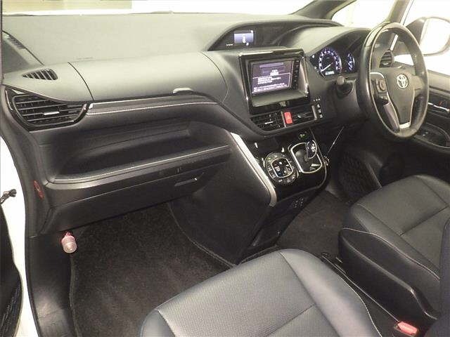 Toyota ESQUIRE 2015 8622834-4