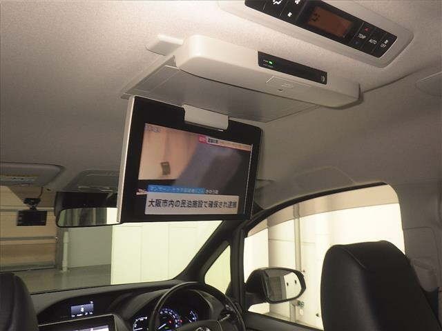 Toyota ESQUIRE 2016 8622835-8