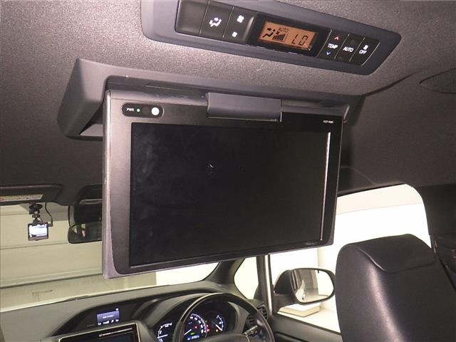 Toyota ESQUIRE 2018 8622836-8