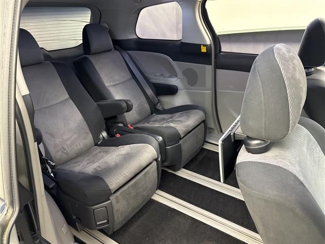 Toyota ESTIMA 2006 8622947-4