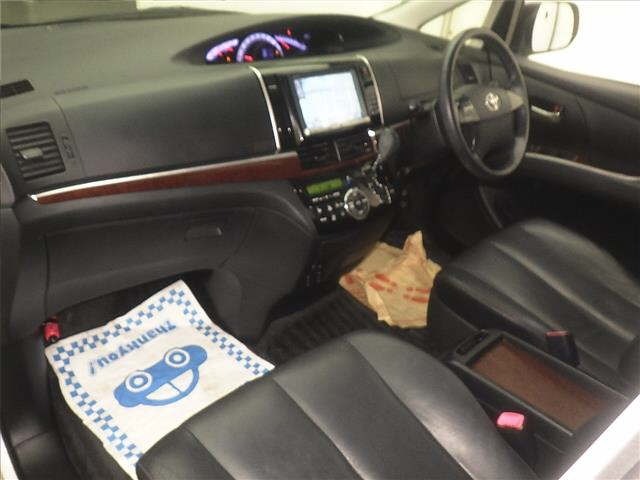 Toyota ESTIMA 2012 8622963-4