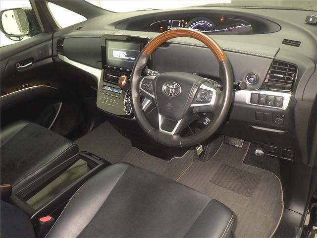 Toyota ESTIMA 2016 8622967-3