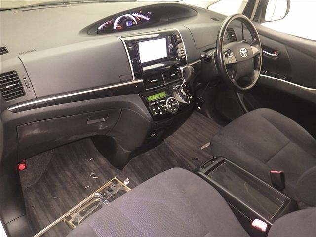 Toyota ESTIMA 2013 8622975-4