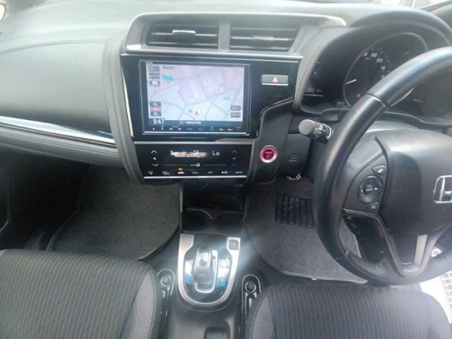 Honda FIT 2017 8622151-11