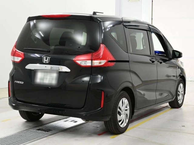Honda FREED 2022 8624556-1