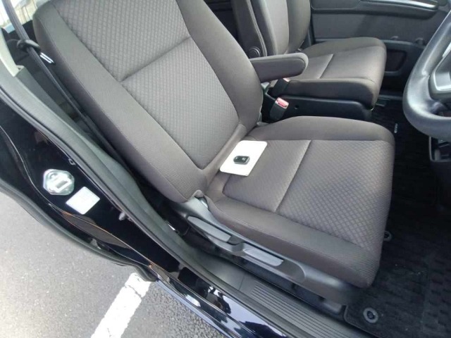 Honda FREED 2022 8624556-10