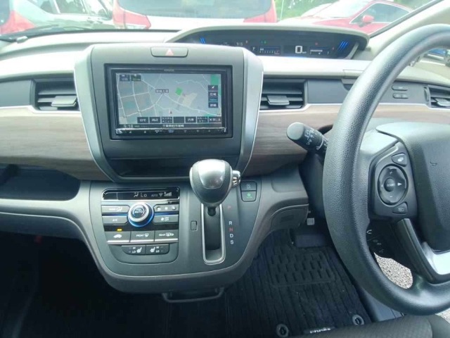 Honda FREED 2022 8624556-11