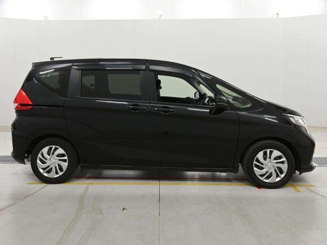 Honda FREED 2022 8624556-3