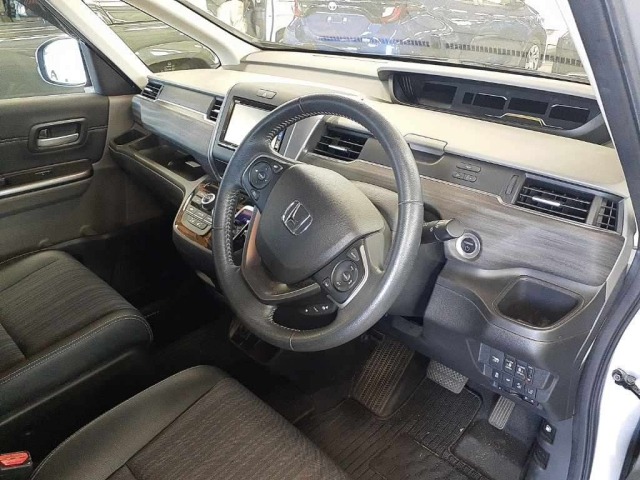 Honda FREED 2017 8624579-9